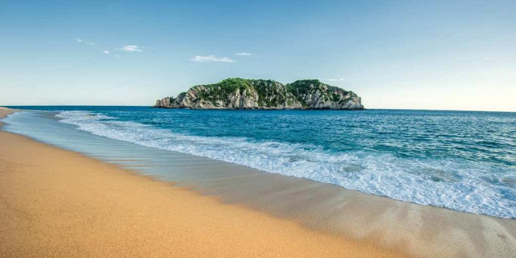 Playas secretas en México a las que sólo puedes llegar en lancha